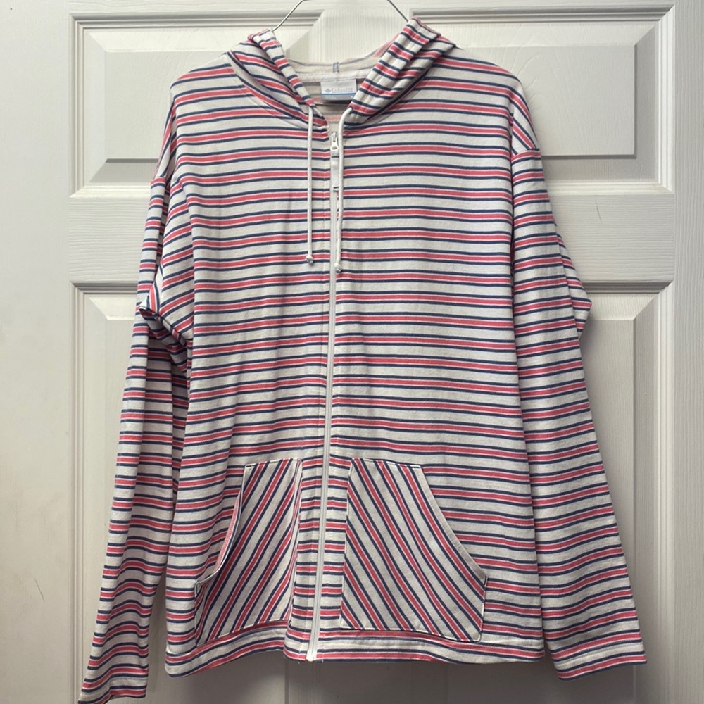 Columbia medium zip up hooded jacket